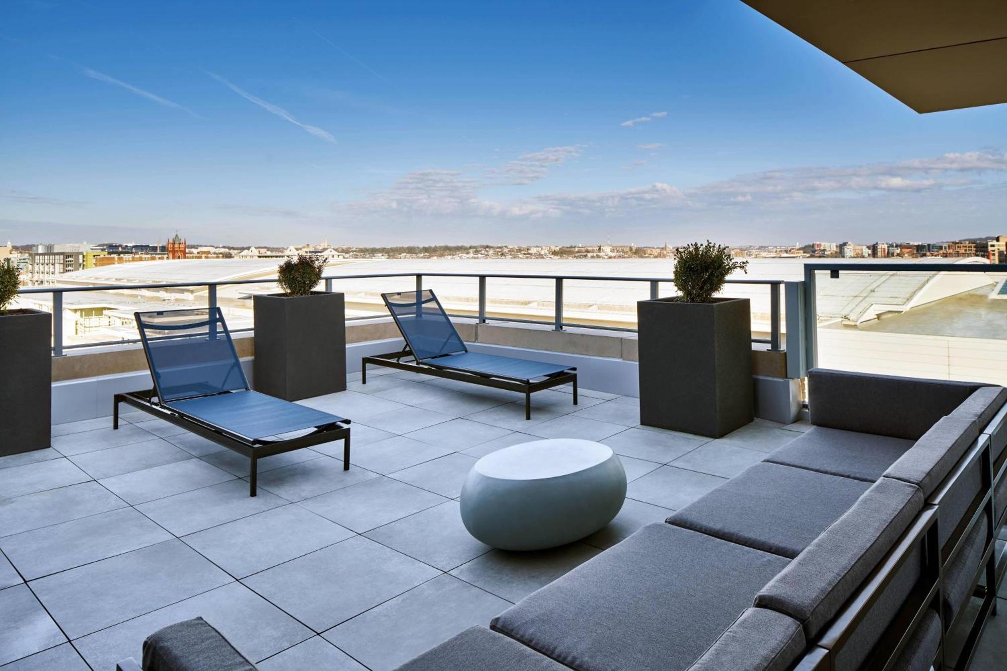 Hotel By Marriott Downtown/convention Center Washington